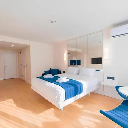 Panorama Sea View Suites Batumi Exterior photo