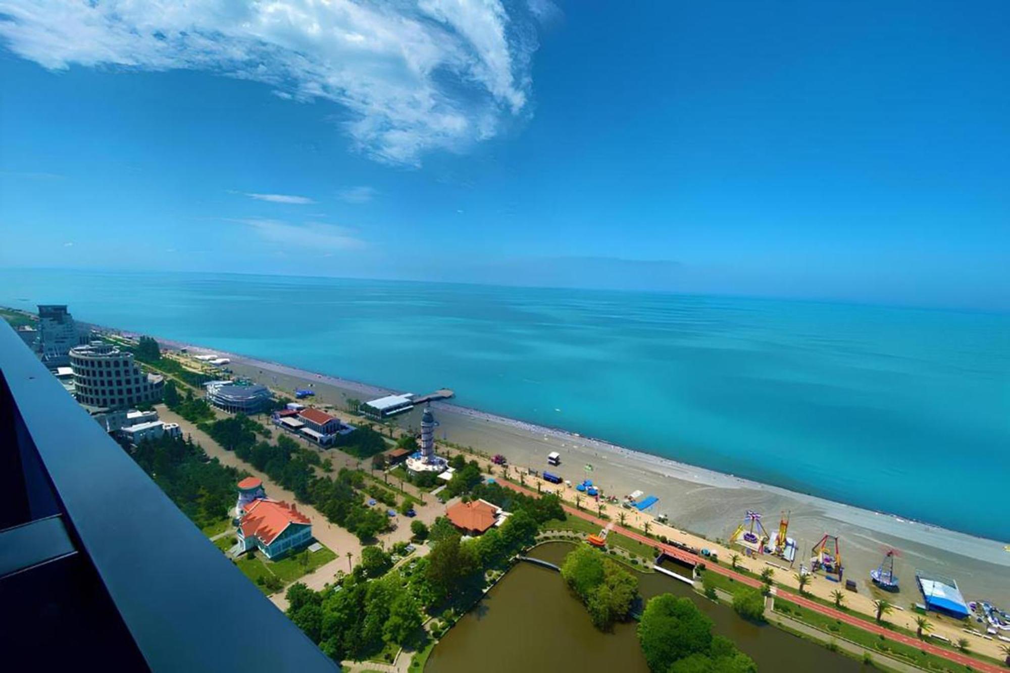 Panorama Sea View * باتومي